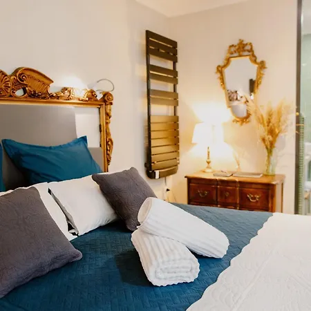 De Diane Jacuzzi - Premiere Conciergerie Apartment